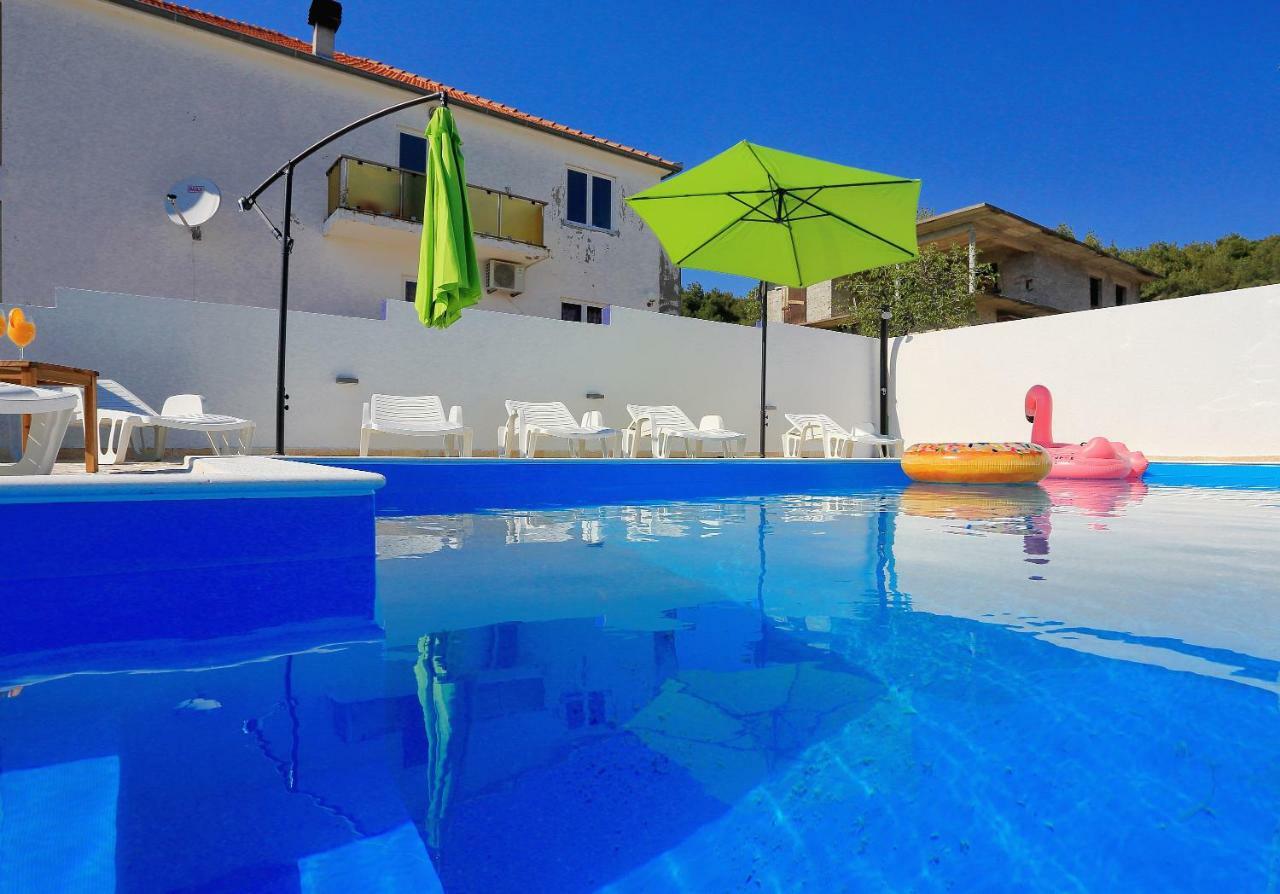 Apartment And Pool Nika Bibinje Exterior foto